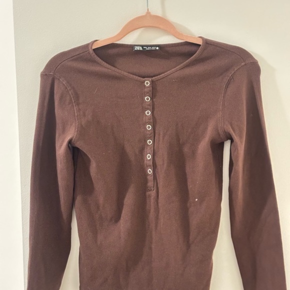Zara Brown Long-Sleeve Henley Top – Size M - Picture 1 of 5